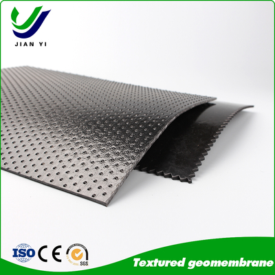 qualité  Easy Construction Laying Textured and anti-slip  Geomembrane 1.0mm-2.5mm for Slop application usine