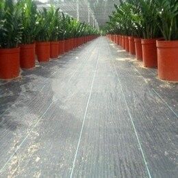 Tissu géotextile pour le drainage en PET destiné à la désherbage et à la rétention d'eau
