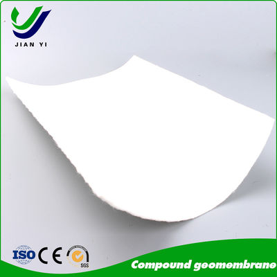 Géomembrane composite HDPE à haute résistance à la traction et à la perforation