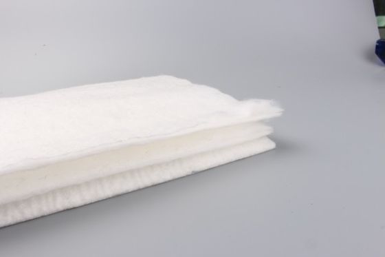 Géomembrane composite de décharge pour l'anti-filtrage dans la conservation de l'eau et la construction de transports