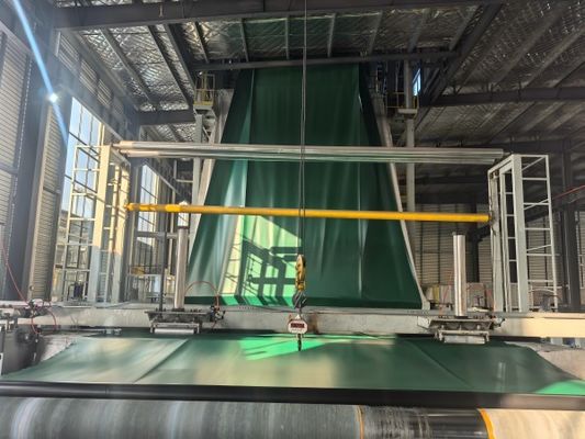 Solution durable Noir et vert HDPE géomembrane lisse Excellente résistance au vieillissement et aux UV