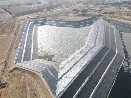Excellente géomembrane HDPE résistante aux produits chimiques pour un contrôle efficace des fuites dans les applications d'ingénierie environnementale