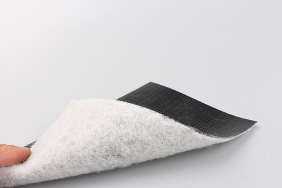 Géomembranes isolantes en polyéthylène HDPE/LDPE/LLDPE avec une résistance à la perforation de protection ≥ 120 N Surface lisse/texturée Épaisseur 0,2 mm-3,0 mm
