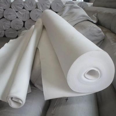 100g-800g/m2 Géotextile en fibres souples à haute perméabilité à l'eau Filtration du drainage Améliorer la qualité du projet et réduire les coûts de construction