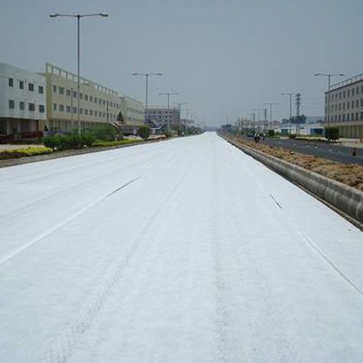 100g-800g/m2 Géotextile en fibres souples à haute perméabilité à l'eau Filtration du drainage Améliorer la qualité du projet et réduire les coûts de construction