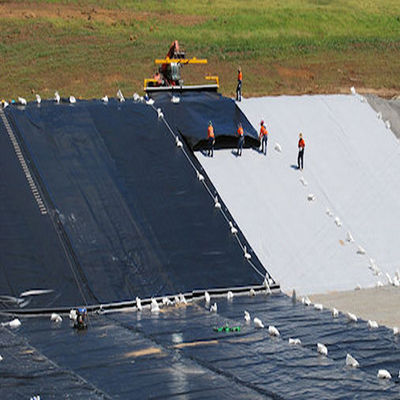 Facilité de pose de la construction Géomembrane texturée et antidérapante de 1,0 mm à 2,5 mm pour l'application Slop