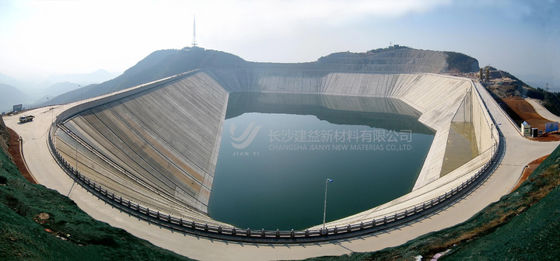 Géomembrane en polyéthylène HDPE à haute densité pour le stockage de l'eau dans les réservoirs et la protection des pentes