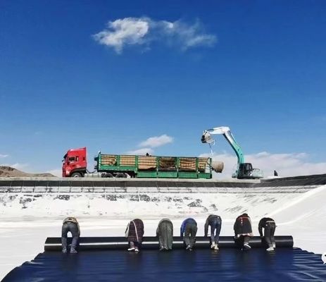 Conçu pour la sécurité: solutions de géomembranes HDPE haute performance pour les résidus, le confinement des étangs et la protection de l'environnement