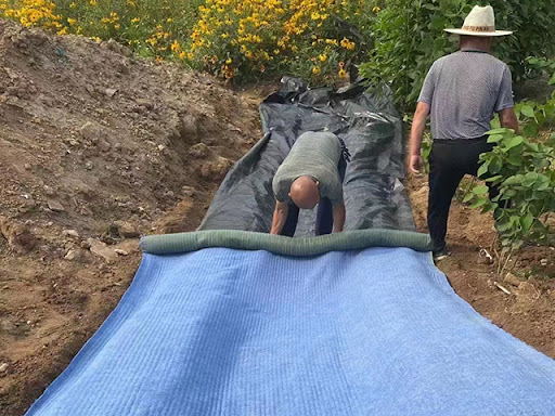 Ciment infusé: déplier. mouiller. terminé. sous-titre: béton instantané sans mélanger, verser ou attendre.