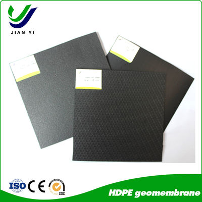 Géomembrane lisse en HDPE à double couleur noir et vert adaptée à divers projets imperméables