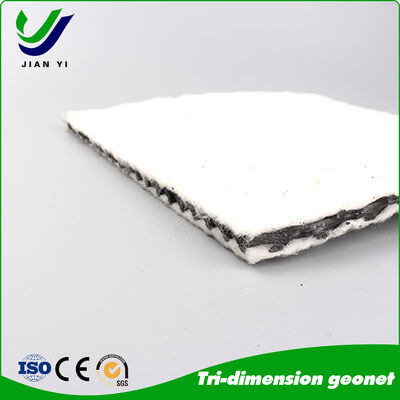 Résistance à la traction élevée ≥ 16kN/m Réseau de drainage composite 3D avec une excellente résistance aux UV pour un drainage horizontal et vertical efficace