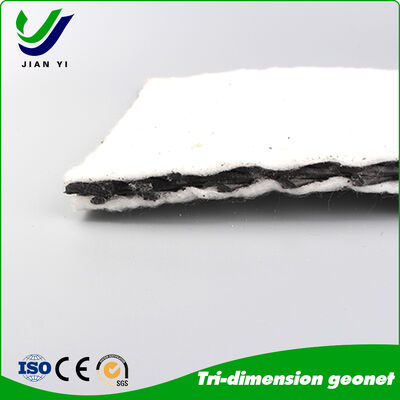 Filet de drainage composite 3D à haute résistance à la traction ≥16 kN/m, excellente résistance aux UV et conception anti-colmatage pour les applications de décharge et de plate-forme routière